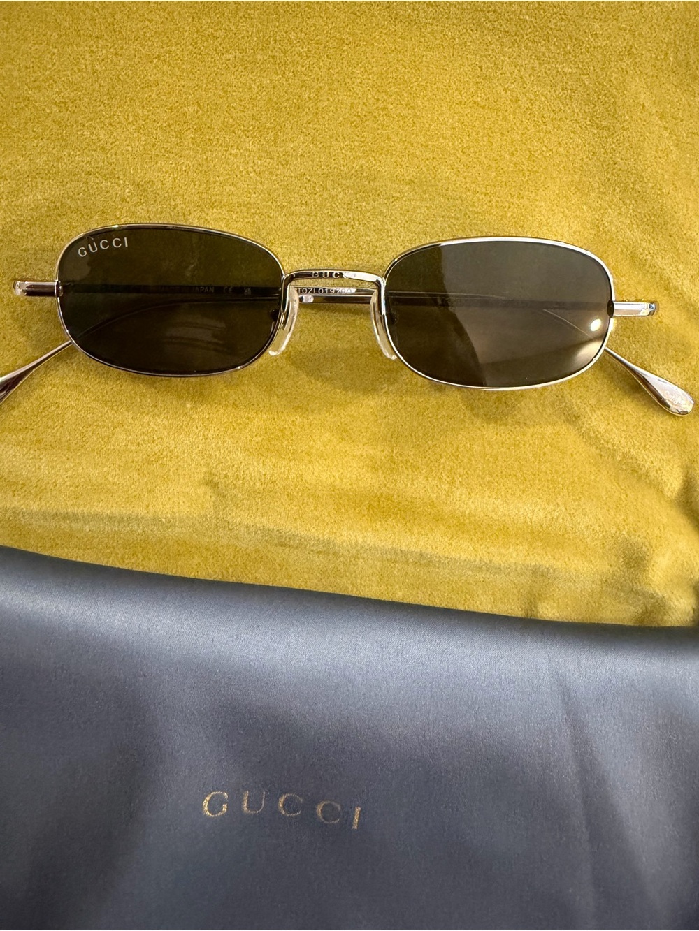 Gucci Silver Oval Rectangle Sunglasses with Dark Lenses